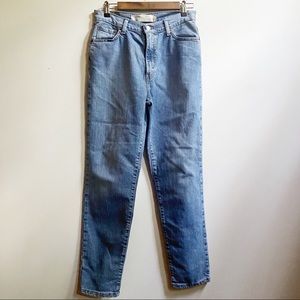 Levis vintage slim tapered high waist jeans 12 M
